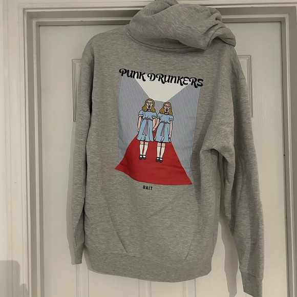 Bait Hoodie size medium - Picture 2 of 4